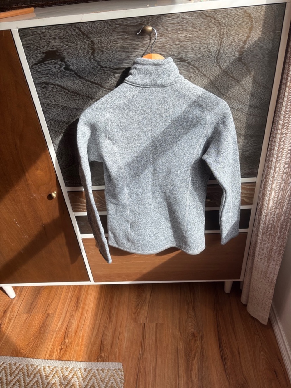 Patagonia Light Heather Gray Full-Zip Fleece Jacket - Picture 3 of 3